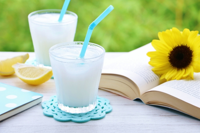 妊娠中にカルピスは控えるべき？赤ちゃんへの影響と注意点を解説